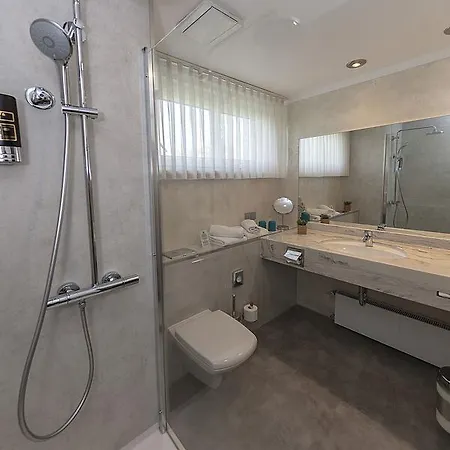 Logotel Hotel 3*